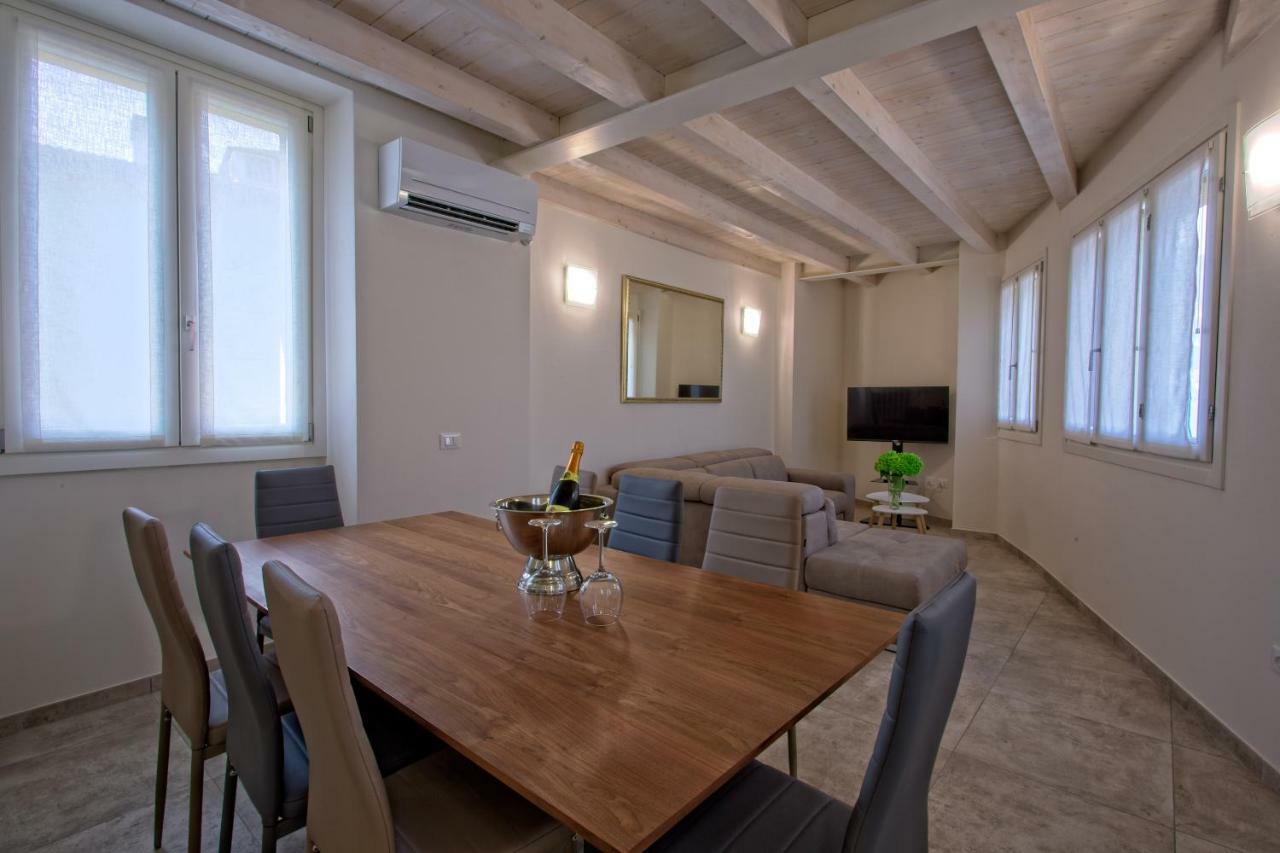 Casa Vacanze Marconi 22 Marone Ngoại thất bức ảnh