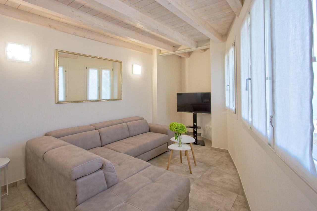 Casa Vacanze Marconi 22 Marone Ngoại thất bức ảnh
